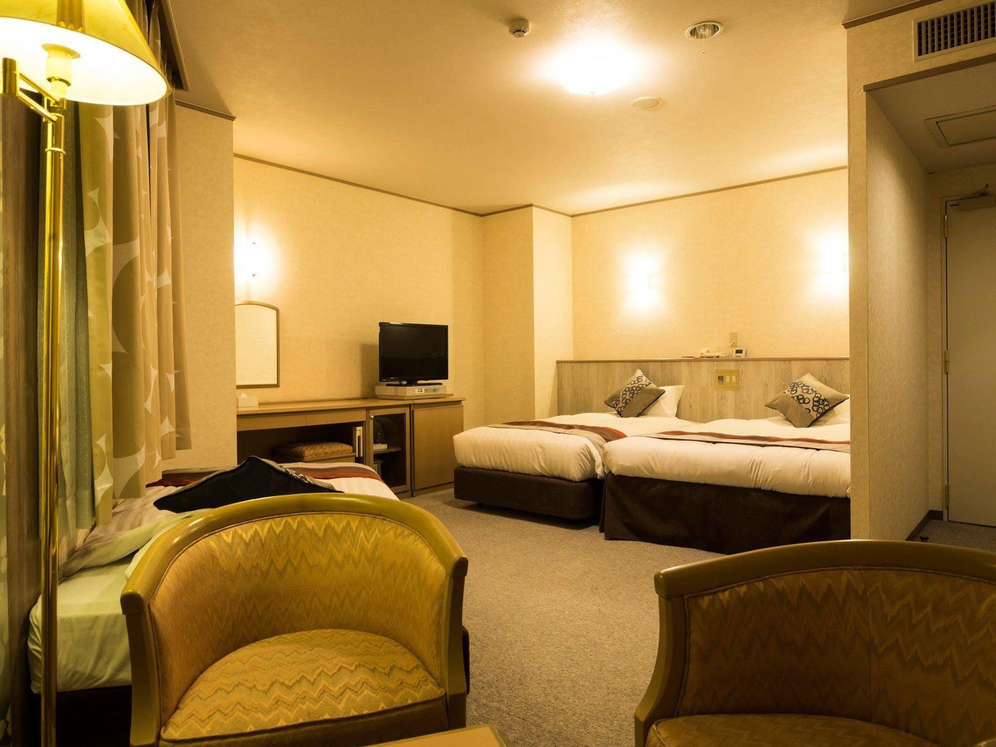 Hotel Areaone Hiroshima Wing Хигашихирошима Екстериор снимка